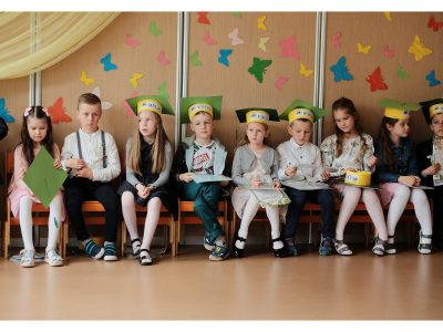 Priešmokyklinukai atsisveikino su darželiu Priešmokyklinukai atsisveikino su darželiu