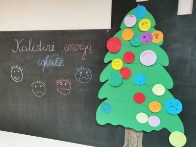 Kalėdinė emocijų eglė Kalėdinė emocijų eglė