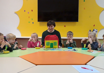 Projektas „Skambanti daina-graži vaikų kalba“