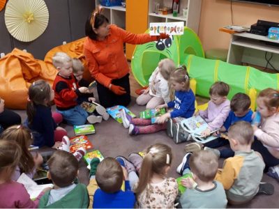 Išvyka į biblioteką – tai nauja pažintis ir nauji atradimai! Išvyka į biblioteką – tai nauja pažintis ir nauji atradimai!