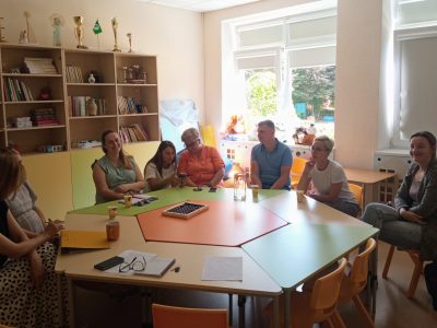 Tėvų ir įstaigos bendradarbiavimas Tėvų ir įstaigos bendradarbiavimas