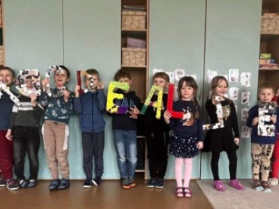 STEAM kūrybinių darbų paroda „Mano pirmoji vardo raidė“ STEAM kūrybinių darbų paroda „Mano pirmoji vardo raidė“