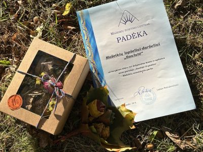 Mes – žemės ir aplinkos meno parodos dalyviai Mes – žemės ir aplinkos meno parodos dalyviai