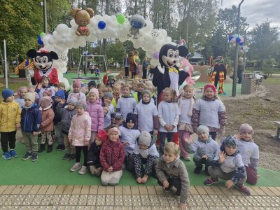 Žaidimų aikštelės atidarymo šventėje!