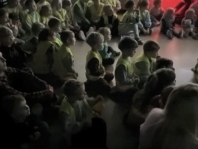 Atšvaitų diena. Saugokime save ir būkime saugūs tamsoje! Atšvaitų diena. Saugokime save ir būkime saugūs tamsoje!